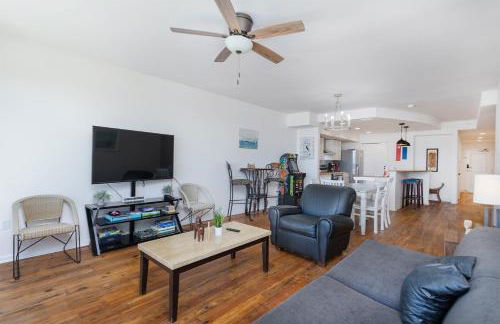 Beach Paradise - Perfect Ocean Sunset Views with Pool & Sauna & Breakfast! - Foto 5