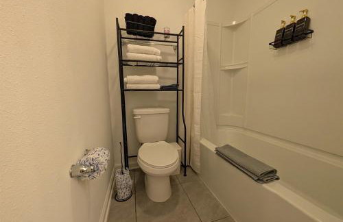 Spacious 3BR Jacksonville Townhome With King Bed - Foto 18