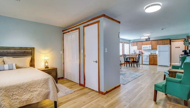 Cozy Mountain Home Studio 8 Mi to Bull Shoals Lake - Foto 4, Interni