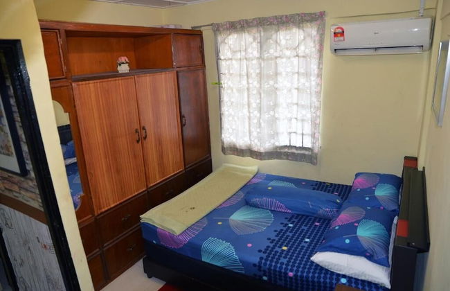 Awedee Homestay Putrajaya - Photo 3