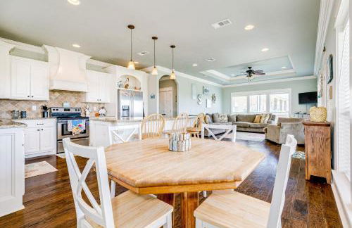 Retreat | Steps to the Beach | Sleeps 10 - Foto 9