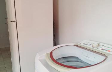 CASA - localizada no centro de Campo Grande - 2 quartos com ar e garagem para 2 carros - Foto 49