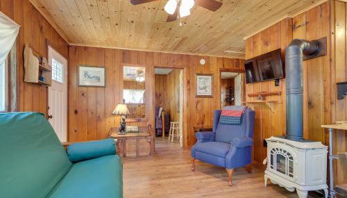 Walk to Lakefront! Cabin 21 Mi to Boyne Mtn Resort - Foto 5