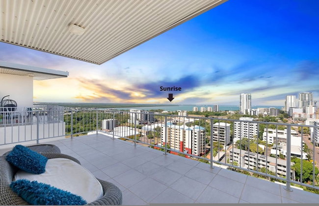 Pinnacle Penthouse Escape Panoramic Views Pool - Photo 38