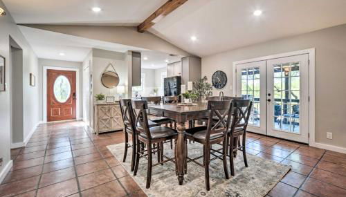 Canyon Lake Hideaway with Fire Pit and Yard! - Foto 5