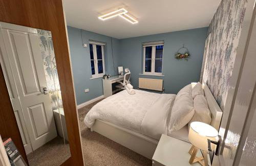 Cosy detached 3-bed, free parking, near Manchester - Foto 18