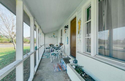 2 Mi to Redfish Bay Aransas Pass Home with Fire Pit - Foto 20