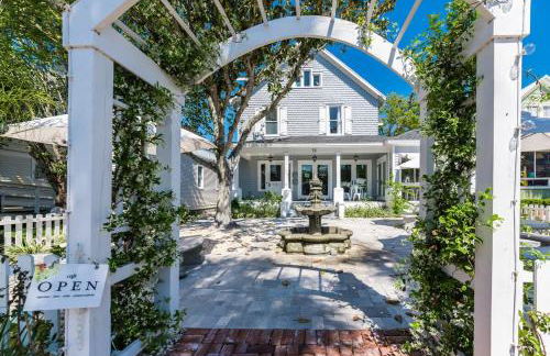 The Old Mission Collection - Downtown Bungalow - Foto 41