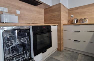 Apartament Paderewskiego Two Bedrooms Private Garage FV Self Check-in - Foto 10