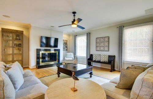 Waterfront Cambridge Gem with Hot Tub, Pool and Dock! - Foto 4