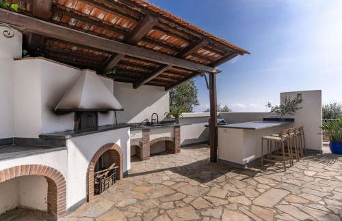 Villa Chez Piè Panoramic Views Pool and Guest Services - Foto 4