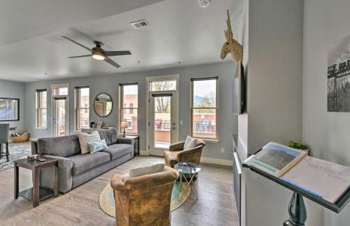 0660 Dtwn Salida Condo with Balcony - Foto 5