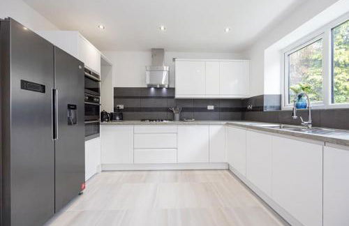 The Wilmslow House Free Parking - Close to Airport - Foto 13