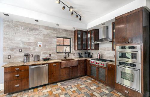 Modern Elegance Prime Location in Carrollton - Foto 4