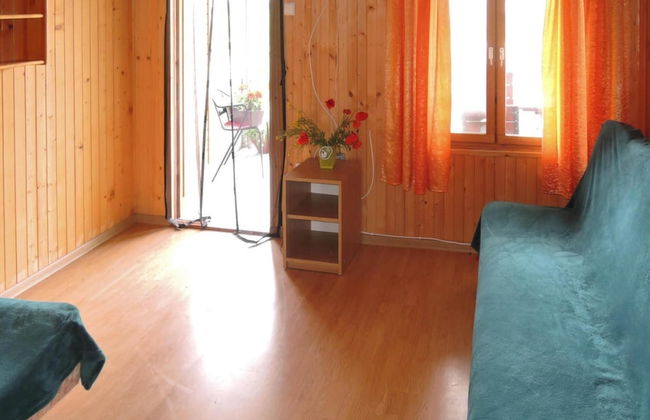 Bungalow in Wrzosowo Near Baltic Sea Beach - Photo 5