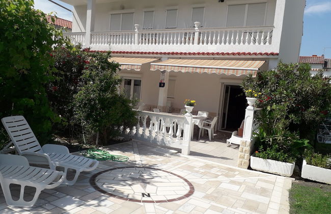 Holiday House Perkic mm - Photo 17