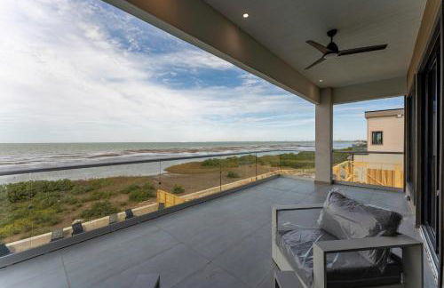 Waterfront Home with Pool Spacious Bay , Sleeps 16 - Foto 74