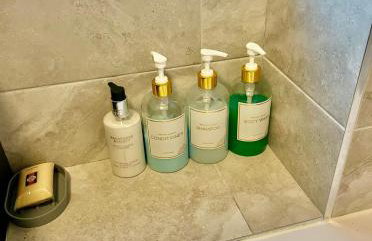 Sittingbourne, Kent - Photo 13