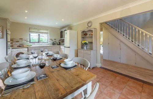 Saltmarshes - Photo 7