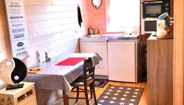 Chambre studio cuisine indépendant 2 pers piscine proche Thermes des Fumades - Foto 4