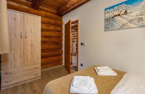 Amazing Home In Fuzine With Sauna - Foto 27