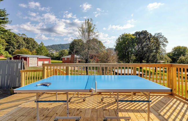 Ridge Valley by Avantstay Upscale Asheville Escape w/ Pool - Foto 17