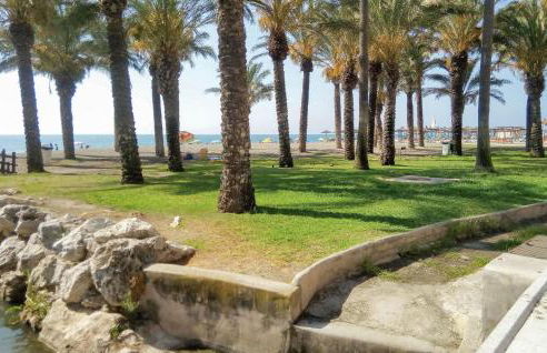 Awesome Apartment In Torremolinos - Foto 8