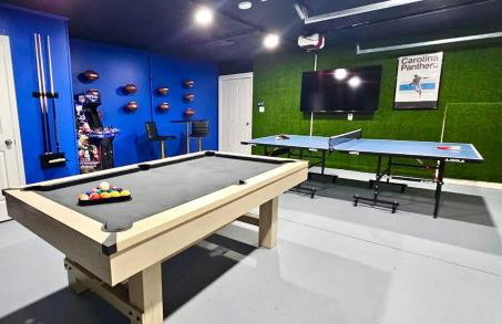 Theater and game rooms 5 bedrooms 2 king size beds TikTok and social media wall - Foto 45