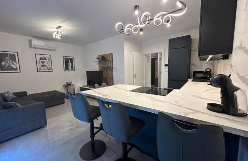 Apartment Lux - Photo 18