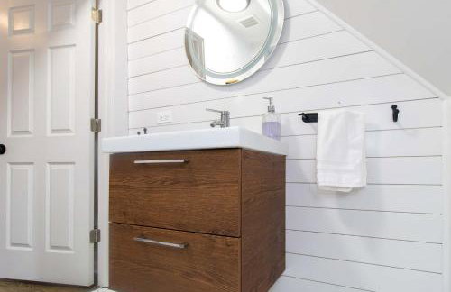 Chi-Town Hideout #2 - Near Metra - Foto 12