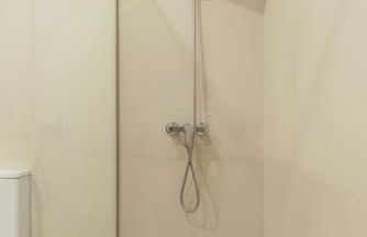 Bright & Spacious Flat by Host Wise - Foto 29