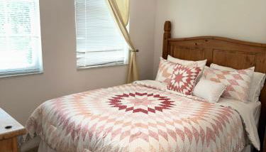 Magical Home with private pool and close to parks - Foto 2