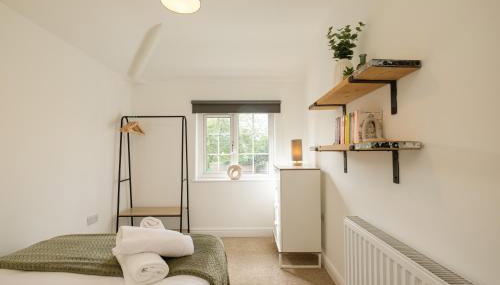 New Long Stays-4Bed-2Bath-Parking-By FabAccommodation - Foto 4, towels