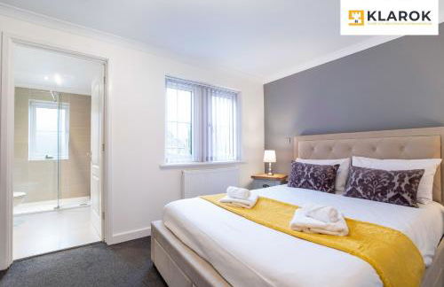 LONG STAYS 30pct OFF - Spacious 4Bed - Sports Channels - Parking By Klarok Short Lets & Serviced Accommodation - Foto 6