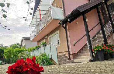 Apartmani Jastreb - Foto 1