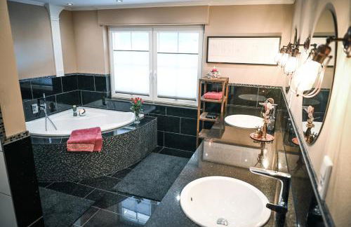 FeWo Herbst in der Villa Waldrand mit Luxus Bad - Foto 18