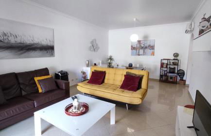 5B Sra da Rocha - Casas & Papeis - Foto 18