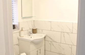 Exquisite and Modern 2 bed Maisonette - Foto 19