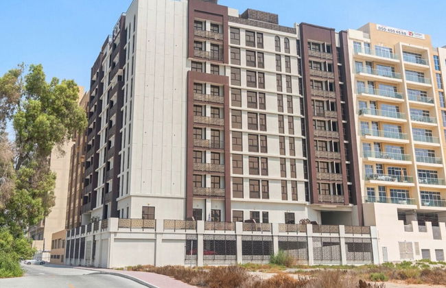 Chic 1BR Iris Amber Al Jaddaf - Photo 16