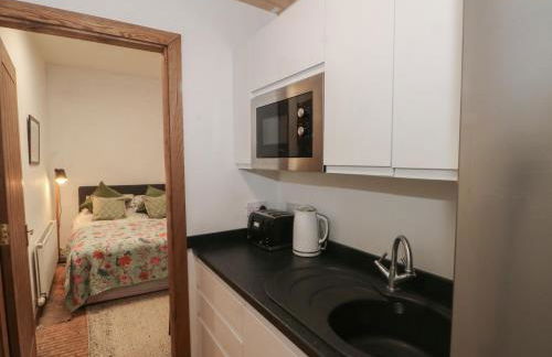 Diamond Lodge - Photo 11