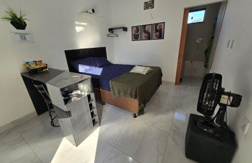 Flat completo a 10 minutos de vários espaços de festa - Foto 1