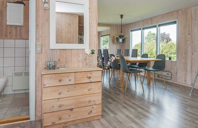 9 Person Holiday Home in Allingabro - Foto 9