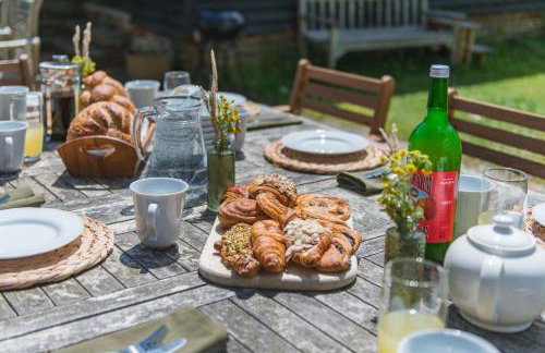 Masketts Barn by Bloom Stays - Photo 25