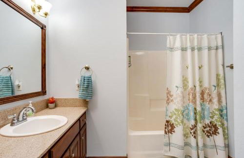 Home in Cimarron National Golf Club with Hot Tub! - Photo 18