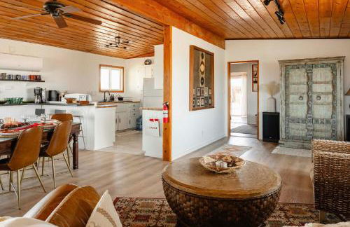 Twentynine Palms Desert Oasis with Pool and Hot Tub! - Photo 5