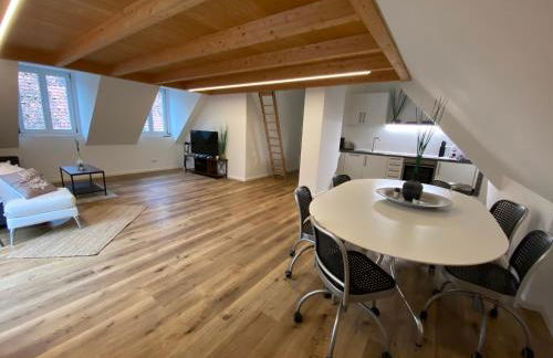 Dach-Apartment am Schloss - Claycation - Foto 2