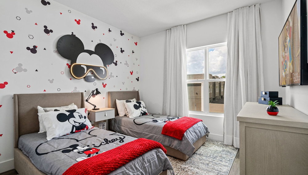 Elegant 5BR Home Mickey Harry Potter Rooms - Foto 1, Habitación