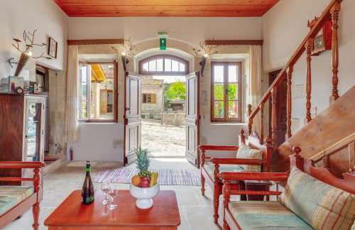 Traditional Home Vereniki With Heated Pool - BY APOKORONAS VILLAS - Foto 33