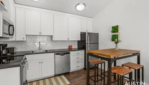 5 Minutes to Zilker Barton Springs with Parking - Foto 5