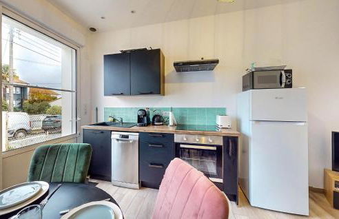 Lovely Home In Royan With Wifi - Foto 8